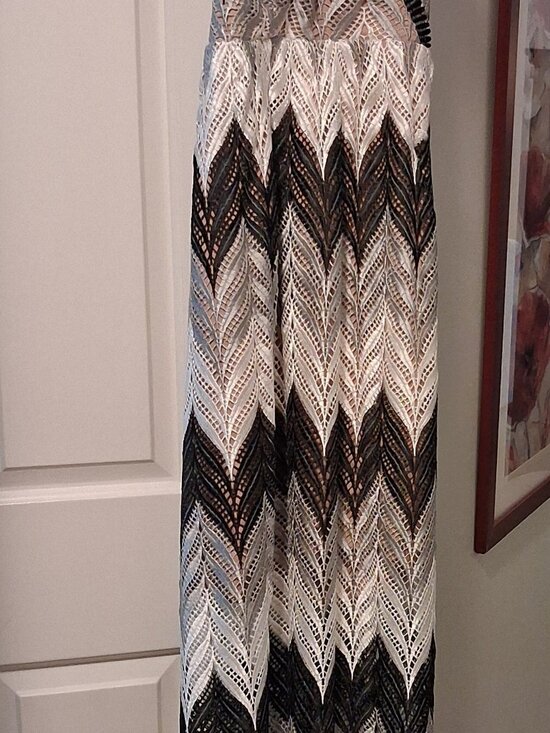 Dresses & Skirts - Women's Dress NWT